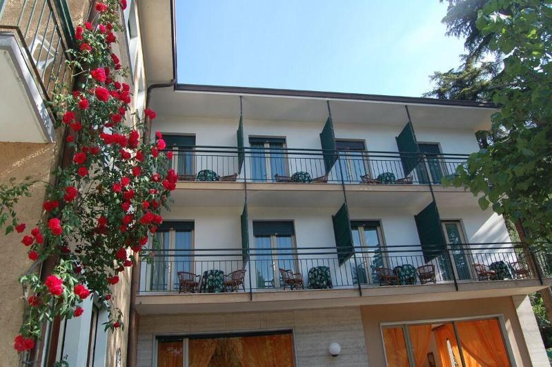 Hotel Stella Alpina 2*